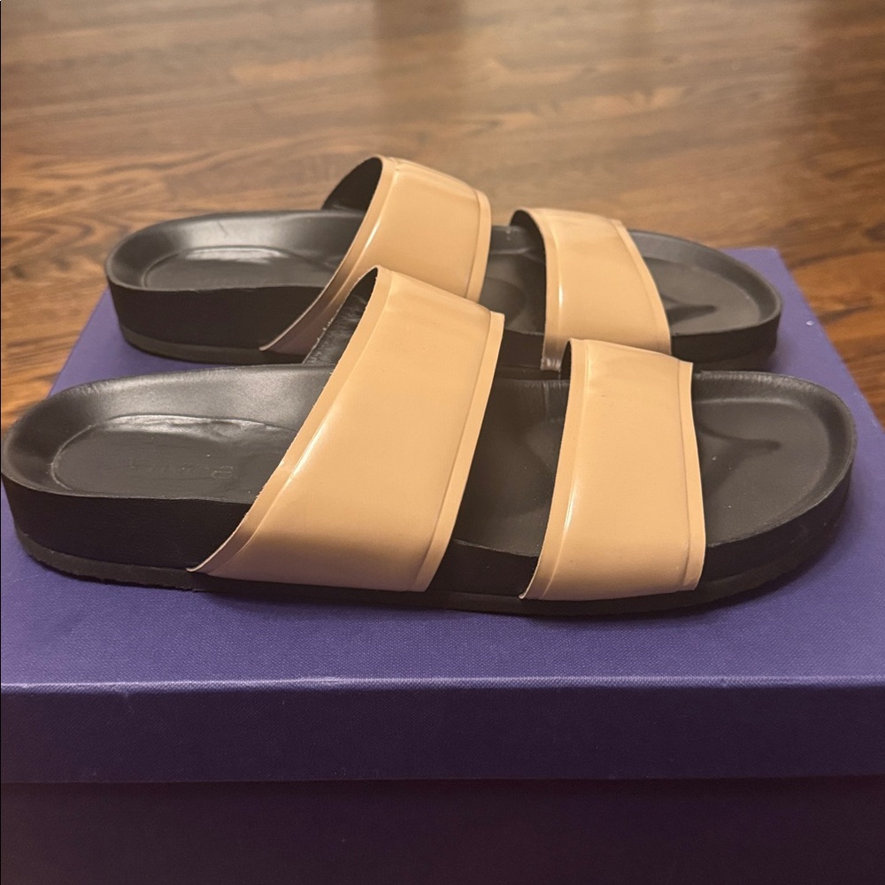 Vince Sandals